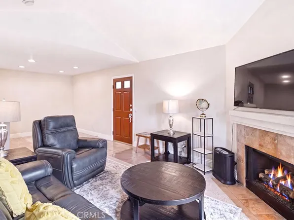 2380 Del Mar Way Unit 305, Corona, CA 92882
