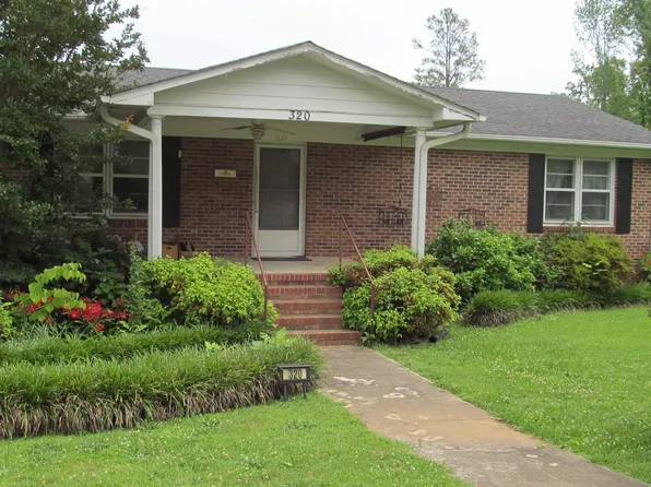 320 N Adair St, Clinton, SC 29325