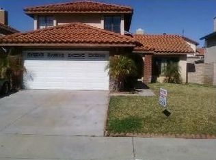 17272 Lakeview Ct, Fontana, CA 92336