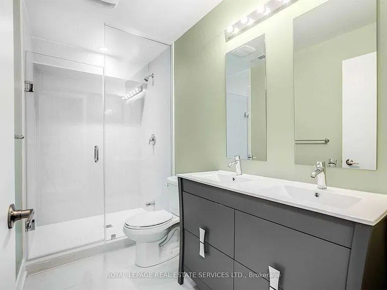 86 Givins St #MAIN — Photo 16