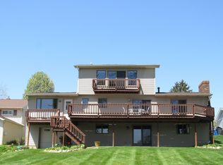 3383 Rolston Rd, Fenton, MI 48430