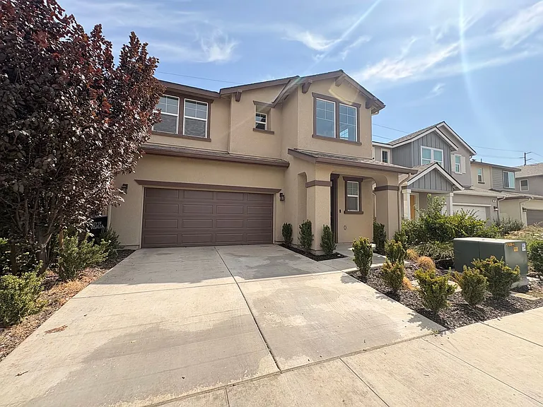 947 W Payson Ave — Photo 2