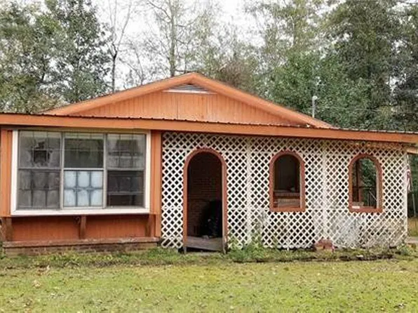 27073 Cusimano Rd, Lacombe, LA 70445
