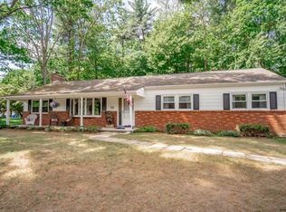 9 Woodstead Rd, Ballston Lake, NY 12019