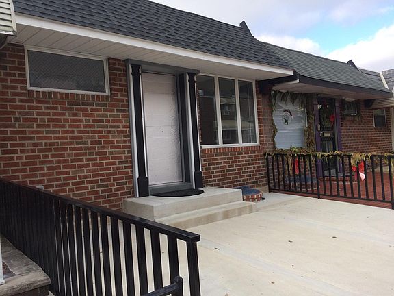 2nd image of 2830 S Hutchinson St