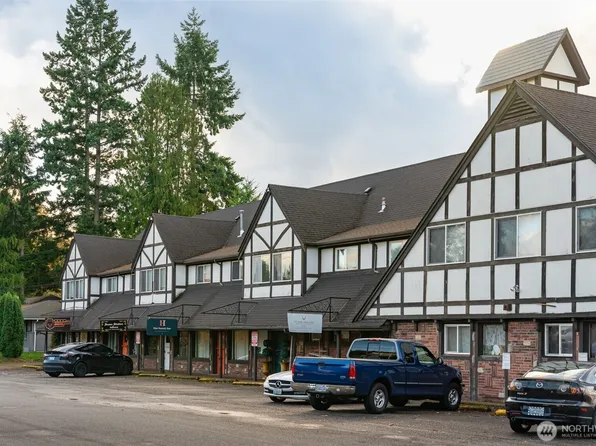 7902 27th Street W, University Place, WA 98466