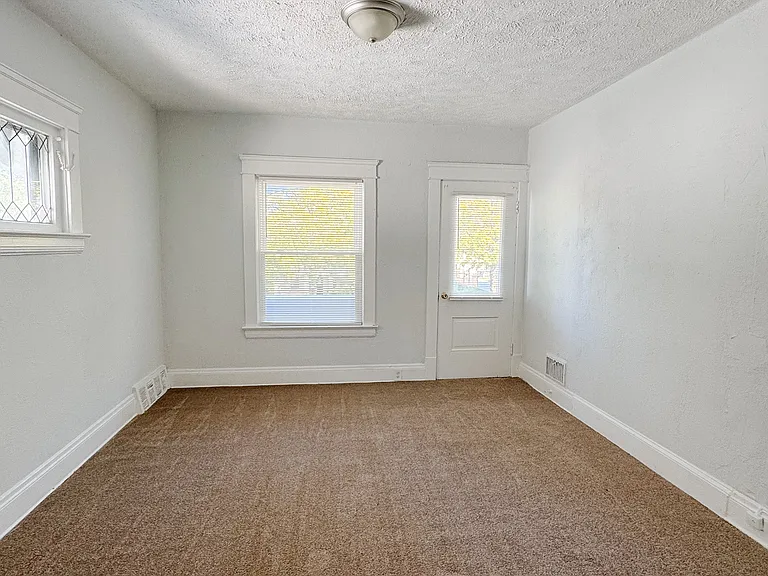 10206 Lamontier Ave #2 — Photo 6