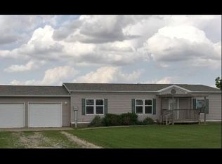1195 Forest Home Rd, Montezuma, IA 50171
