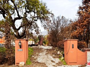 1661 E Mendocino St, Altadena, CA 91001