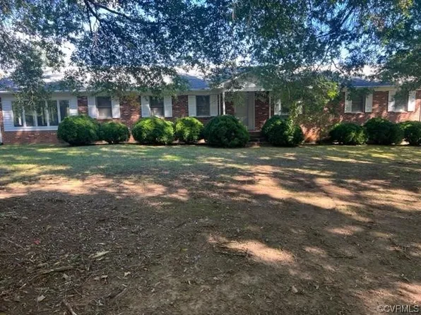 50 Churchview Est, Farmville, VA 23901