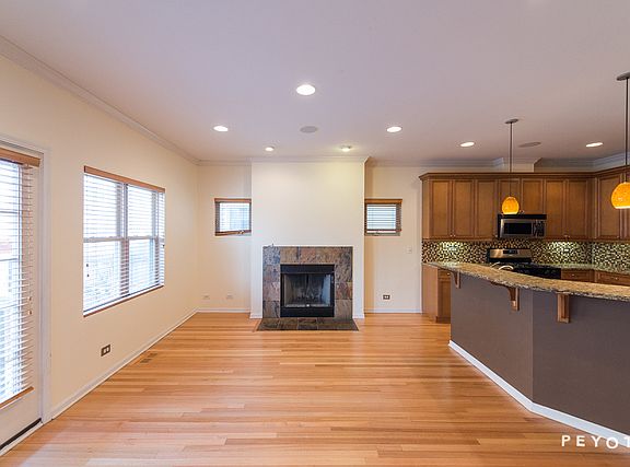 5th image of 1612 W Rosehill Dr