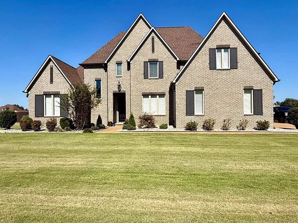 25 Phillip Hale Rd
