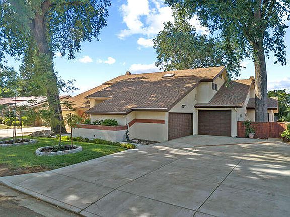 3rd image of 15136 Lipson Avenue