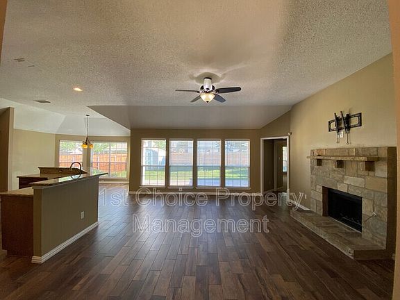 4th image of 3813 Cannonwood Dr