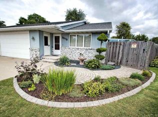 2578 W Parkmoor Ct, Appleton, WI 54914