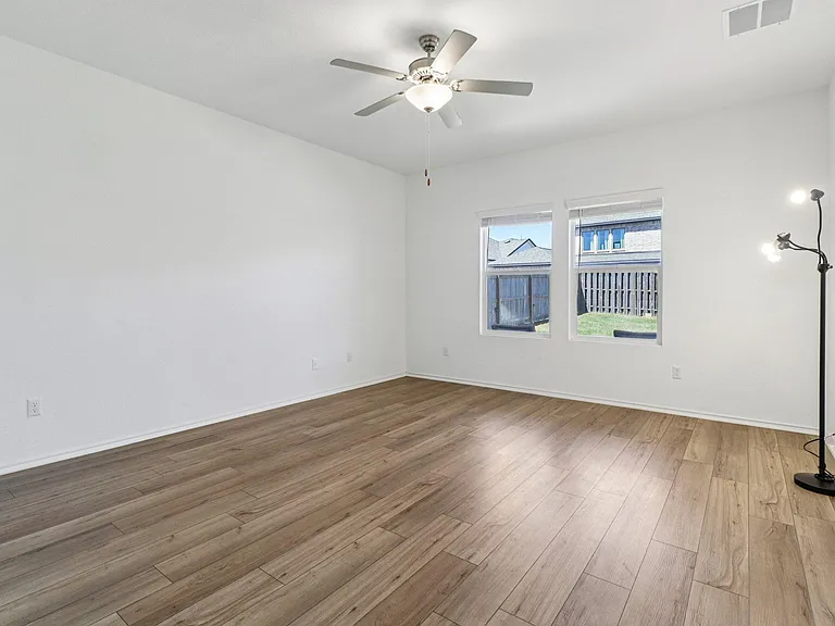 1201 Mallow Rd — Photo 19