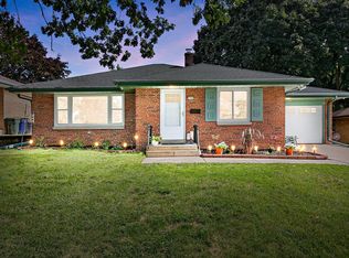 2720 S 75th St, West Allis, WI 53219