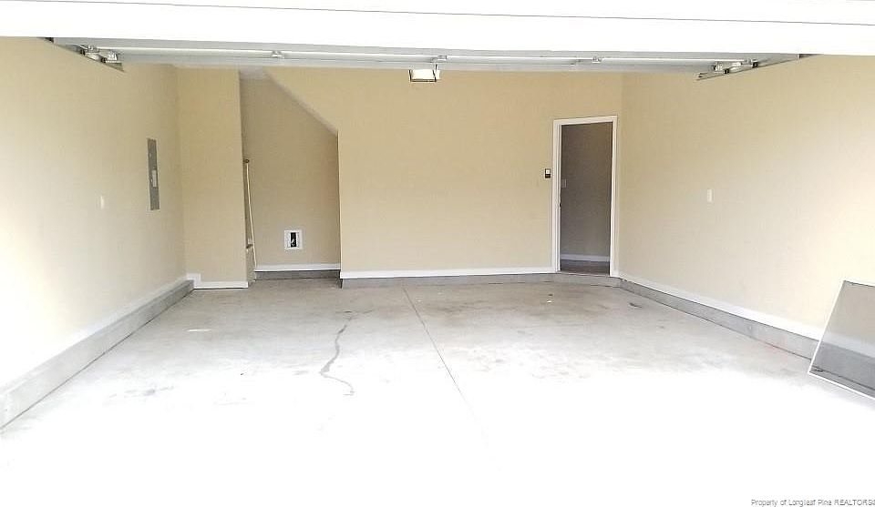 1st image of 5828 Crepe Myrtle Dr