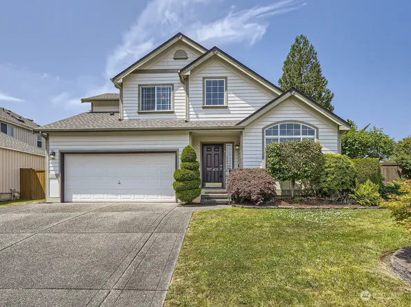 401 25th Avenue Pl, Milton, WA 98354