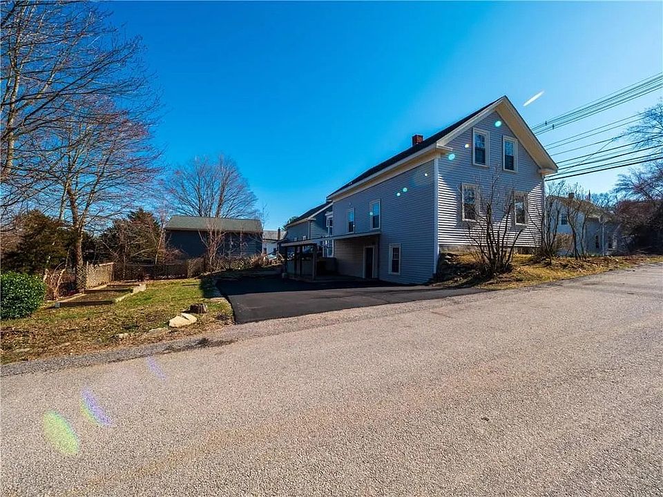 141 Farnum Pike, Smithfield, RI 02917 Zillow