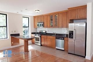 1803 Riverside. 3
