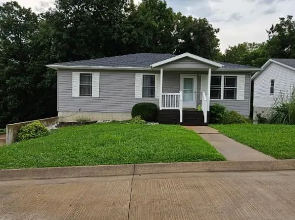 107 Paulina Dr, Hannibal, MO 63401