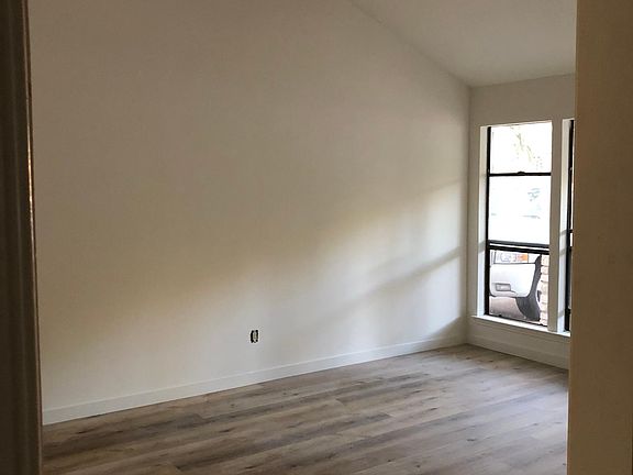 5th image of 8132 Ceberry Dr #B