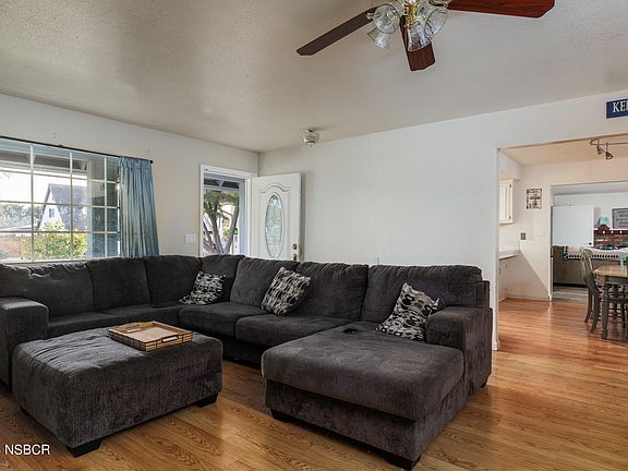 5th image of 395 Crescent Ave