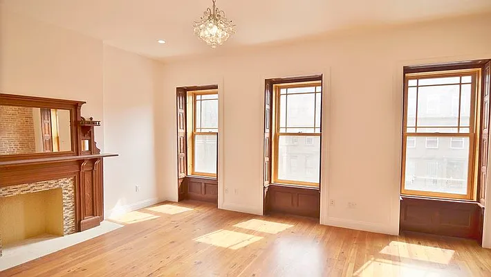 Rented by Park Property Advisors | media 21