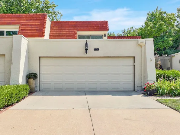 21 E Via Roma St, Wichita, KS 67230