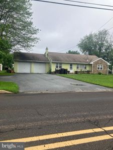 1336 Moyer Rd, Hatfield, PA, 19440