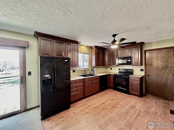 4th image of 749 2nd St Ct