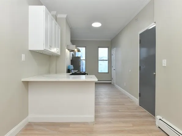 531 28th Street image 1 of 23