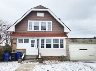 18520 Neff Rd, Cleveland, OH 44119