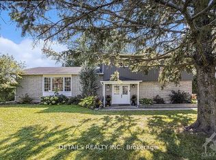 733 Saint Isidore Rd, Casselman, ON K0A1M0
