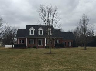 190 Fair Chase Dr, Paducah, KY 42001