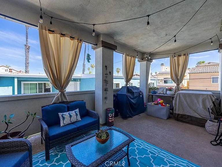 1516 Pacific Coast Hwy — Photo 12