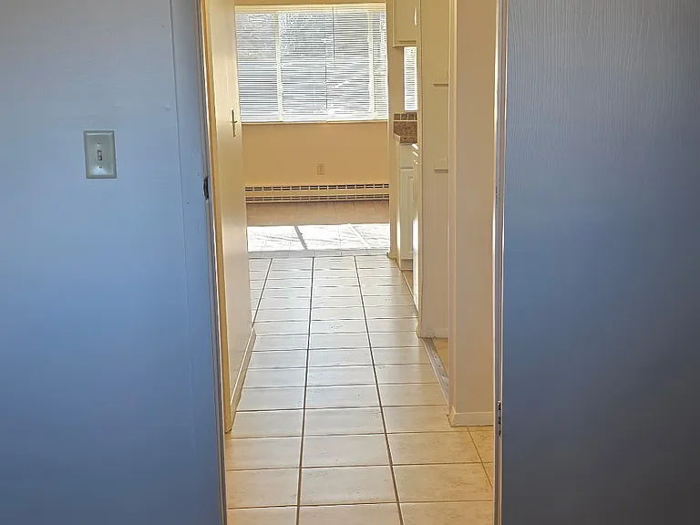 141 S Bates St #4 — Photo 7