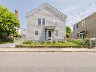 20 Wilcox St, Fall River, MA, 02724