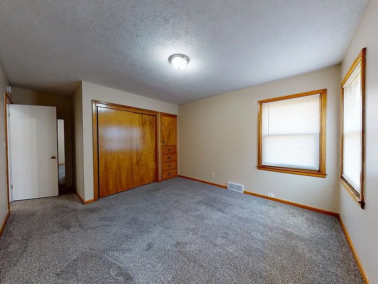 1208 Truman St — Photo 14