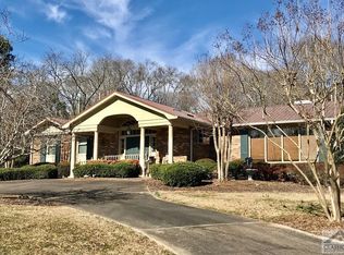 205 E Georgia Ave, Comer, GA 30629