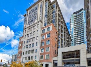 150 Main St W #801, Hamilton, ON
