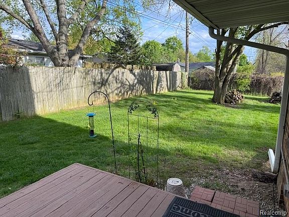 5th image of 6351 Beechfield Dr