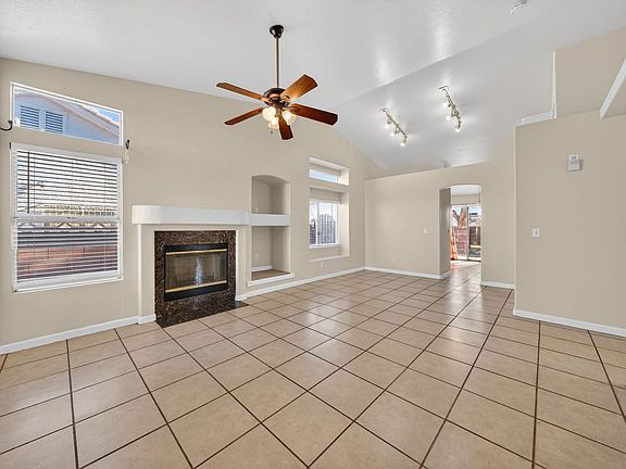 3rd image of 3854 Chopin Ct