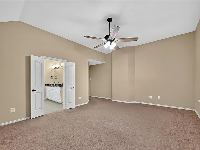 2720 Windstone Way — Photo 14