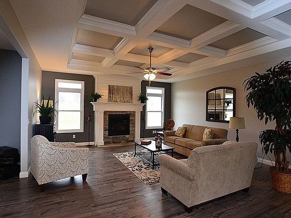 4th image of 962 Foxtail Cir