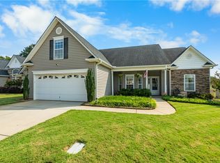 129 Saint Johns St, Simpsonville, SC 29680