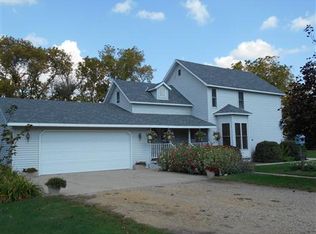 407 4th Ave NW, Winnebago, MN 56098