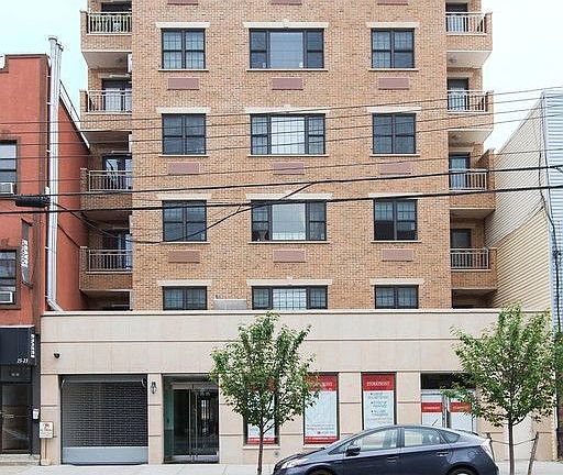 5th image of 25-27 Astoria Blvd #2A