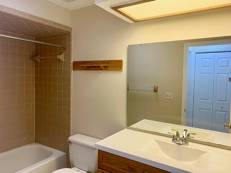 1611 Crystal Park Cir #1611 — Photo 4